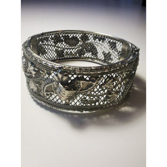 Asian Dragon Cuff Bracelet Vintage Intricate - Silver Tone Mesh Statement Piece - Picture 2 of 9